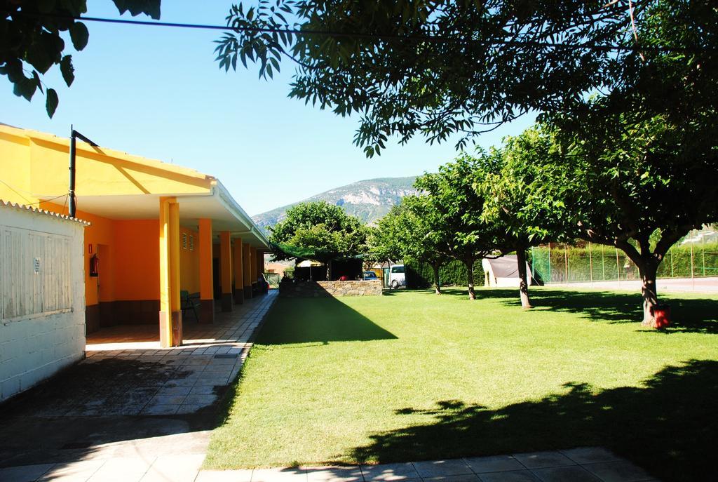Camping Organya Hotel Eksteriør billede